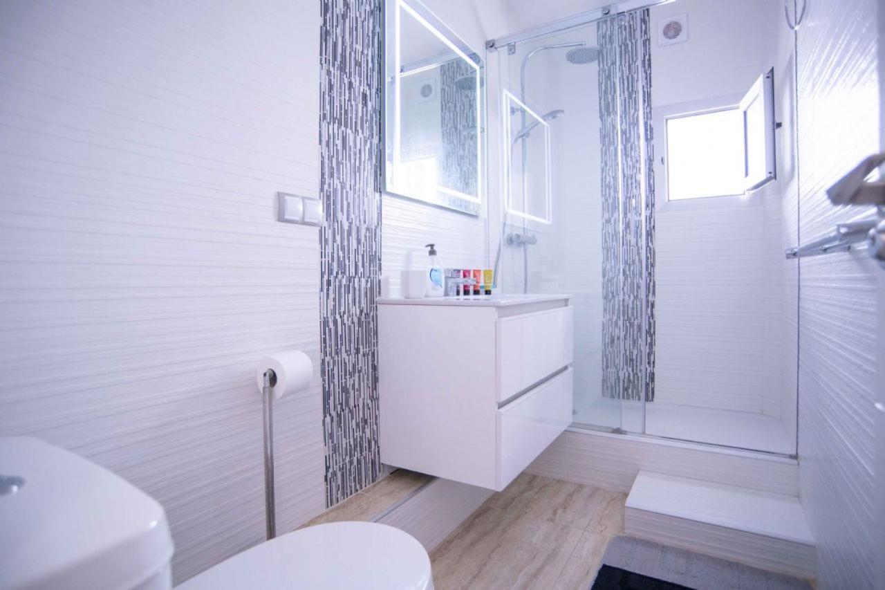 Beautiful Two Bedroom Apartment Next To The Beachfront Torre de la Horadada Екстериор снимка