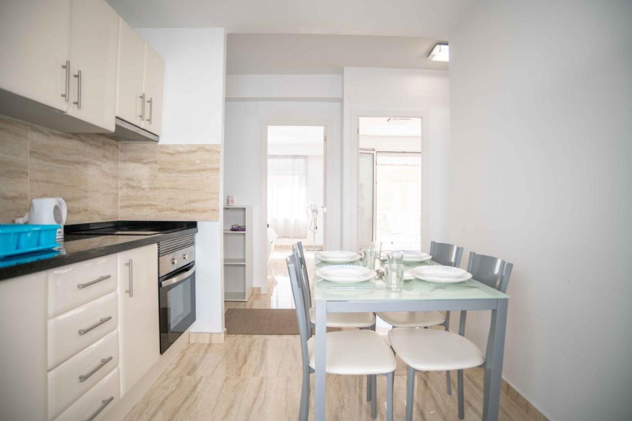 Beautiful Two Bedroom Apartment Next To The Beachfront Torre de la Horadada Екстериор снимка